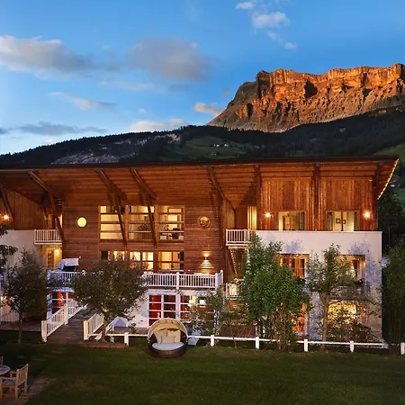 La Sajun Aparthotel La Villa (Trentino Alto Adige)
